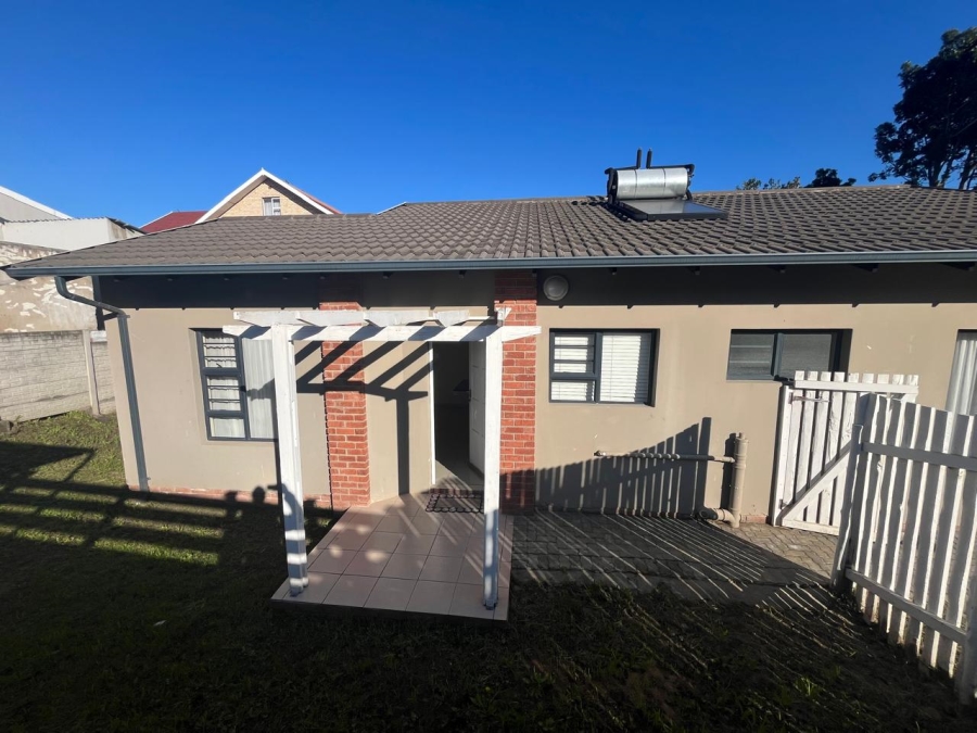 3 Bedroom Property for Sale in Baysville Eastern Cape